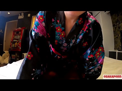 ❤️ Gənc cosplay qız bir atlı qadında fışqırma ilə orgazm olmaq üçün cinsi sevir. Həvəskar videoda ənənəvi yapon geyimində tüklü pişik və gözəl döşləri olan asiyalı qız sikişmə oyuncaqları ilə mastürbasyon nümayiş etdirir. Sakura 3 OSAKAPORN. Porno az.porngifer.ru
