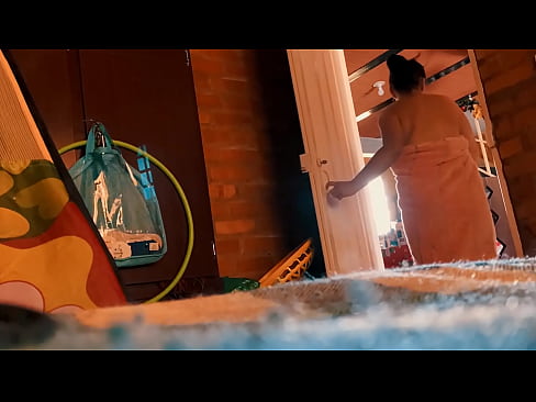 ❤️ Dayım mənim arxamca duşa girir, mən duş qəbul edərkən məni sikir. Porno az.porngifer.ru