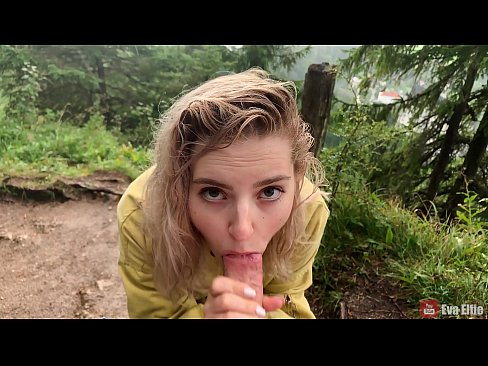 ❤️ Eva Elfi - Qız ictimai oral seksdən sonra cumu uddu Porno az.porngifer.ru